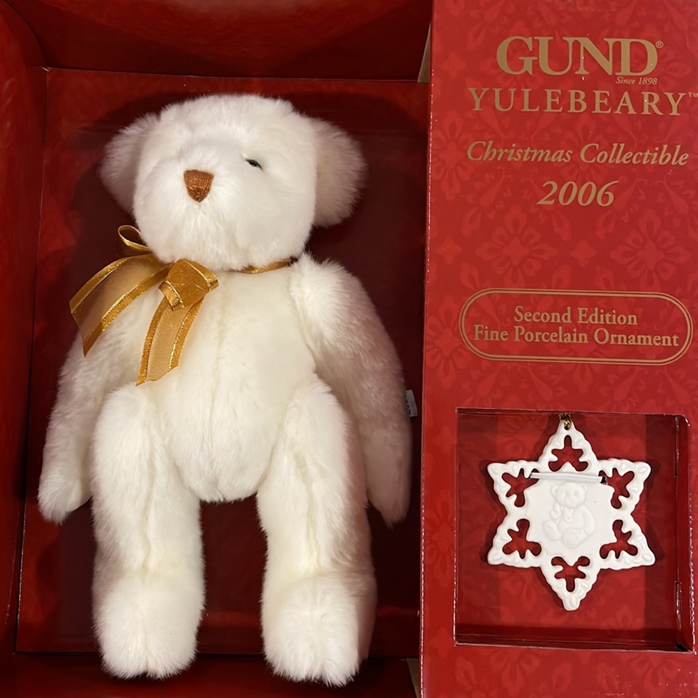 NWT 2006 Gund Yulebeary Christmas Collectible- White Bear w/2nd edition ornament